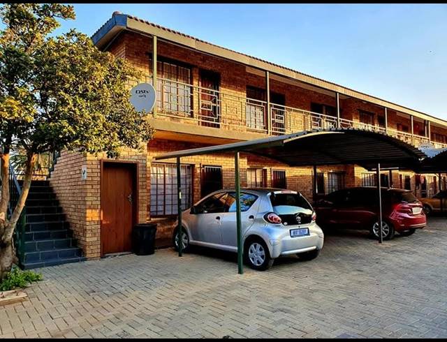 2 BEDROOM PROPERTY TO RENT IN DIE BULT